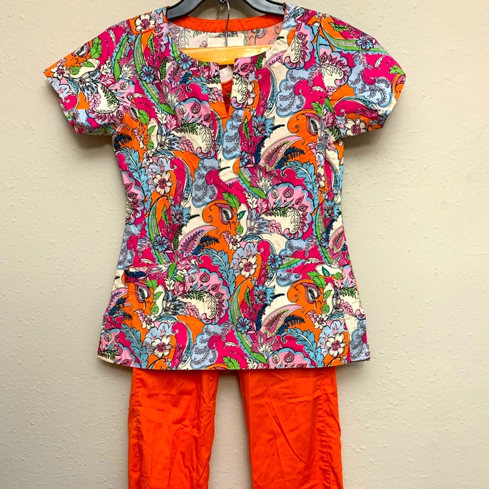 Vera Bradley Scrubs XS